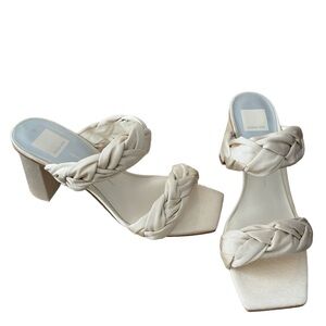 Dolce Vita Women’s Pheby-103 Sandals Slip On Heels Size 9 in Beige Silk NIB